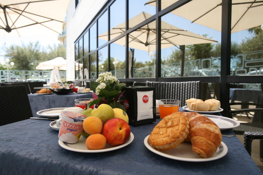 Hotel Delle Nazioni Milano Marittima Luaran gambar