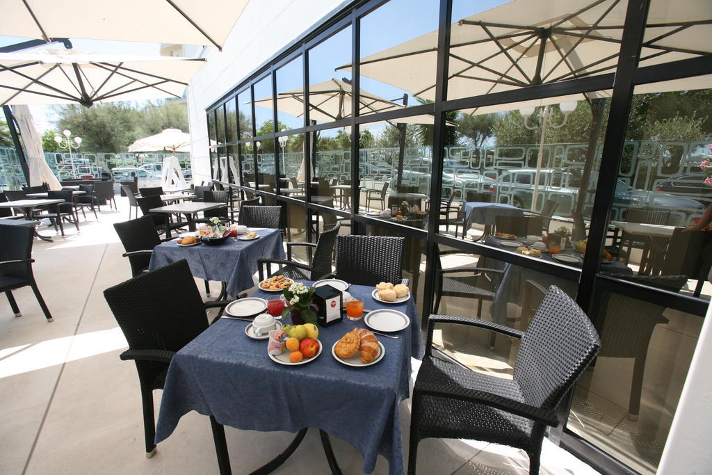 Hotel Delle Nazioni Milano Marittima Luaran gambar